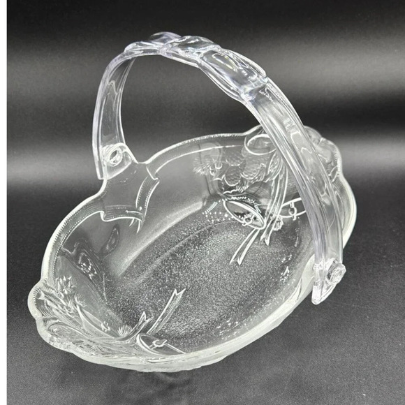 Mikasa Christmas Crystal Basket and Bowl - Christmas Dinner - Christmas decor - Picture 7 of 14